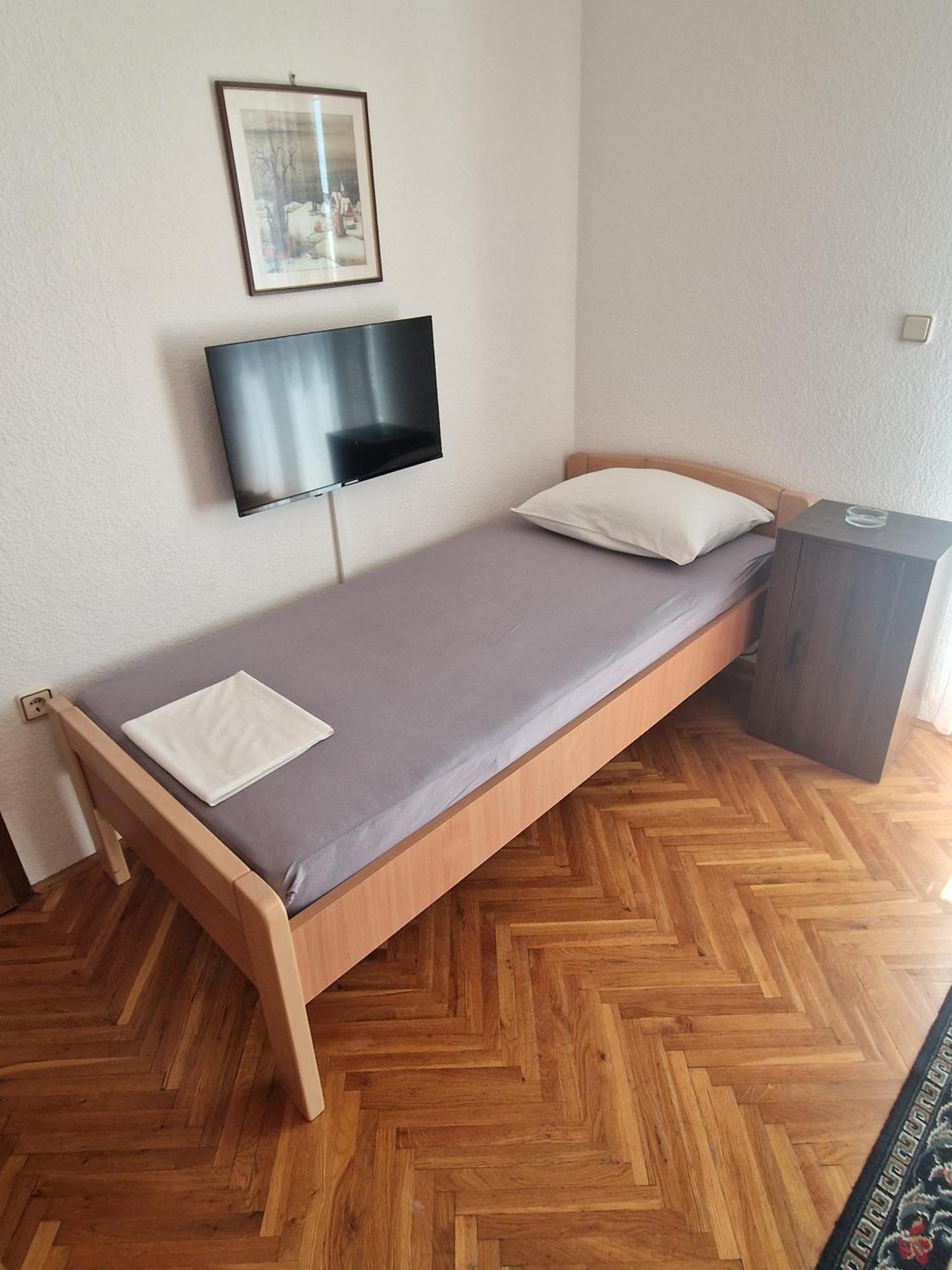 Apartments Vuksan Rab Town Chambre photo